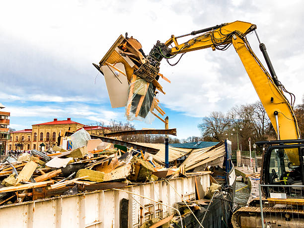 Best Construction Debris Removal  in Reiffton, PA